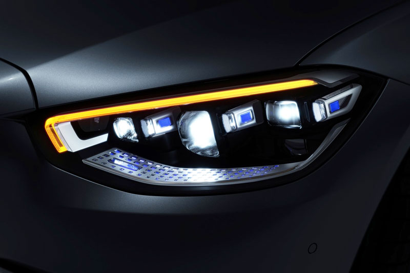 Đôi điều cần biết về đèn Digital Light trên Mercedes-Benz S-Class 2021