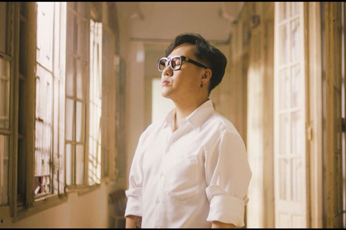 Sau 2 năm, Trung Quân tái xuất với MV về mối tình thanh xuân dang dở