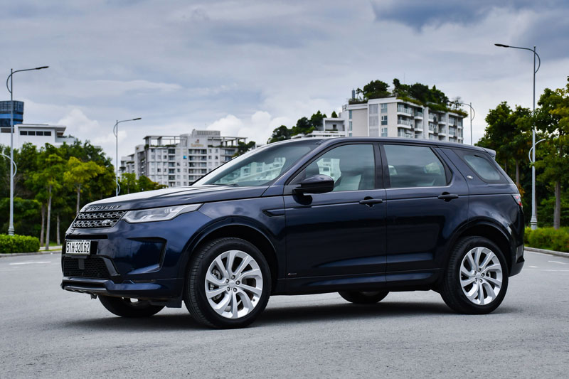 Đánh giá Land Rover Discovery Sport 2020 giá từ 2,61 tỷ tại Việt Nam