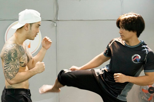 Ưng Hoàng Phúc tập võ đóng phim mới