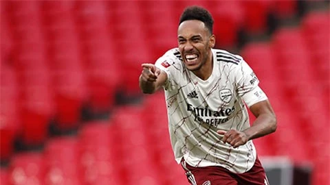 Aubameyang sẽ vượt Oezil để trở thành cầu thủ hưởng lương cao nhất Arsenal