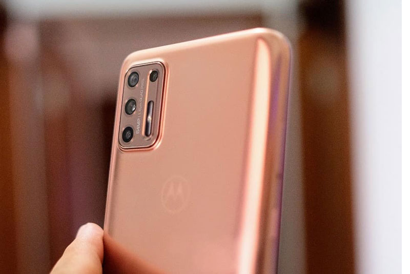 Trên tay smartphone chống nước, cấu hình tốt, pin 5.000 mAh, sạc 30W, giá gần 11 triệu