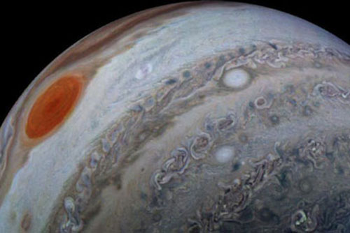 NASA công bố khoảnh khắc hiếm có, đầy mê hoặc về mây 'siêu lạ' trên sao Mộc