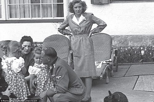 Chuyện tình của trùm phát xít Hitler dưới con mắt cận vệ thân tín