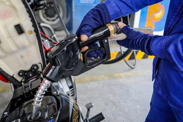 Giá xăng, dầu đồng loạt giảm sâu từ 11/9/2020.