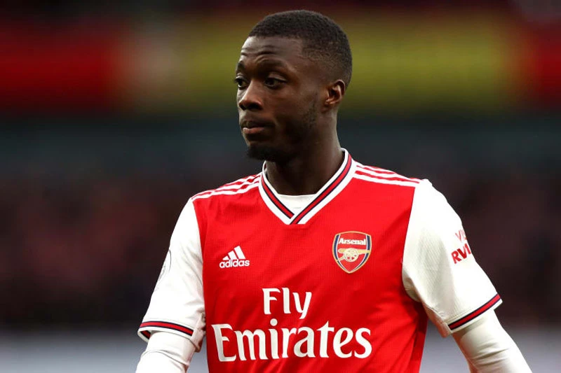 Tiền đạo phải: Nicolas Pepe (Arsenal).