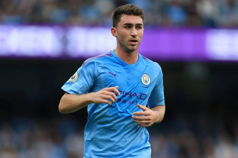 Trung Vệ: Aymeric Laporte (Man City).