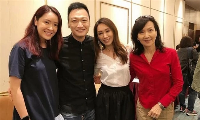 Đào Đại Vũ và Quách Khả Doanh giữ tình bạn thân thiết ngoài đời. Năm 2018, hai diễn viên cùng dự buổi tiệc họp mặt êkíp phim Hồ sơ trinh sát.