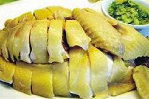 Bí quyết luộc gà ngon ngọt, không nứt da lại chẳng bao giờ bị đỏ