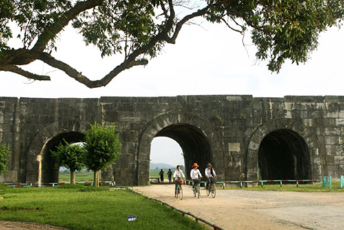 Khám phá tòa thành đá 'độc nhất vô nhị' tại Việt Nam