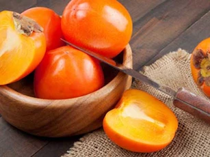 Những người tuyệt đối không nên ăn quả hồng, cố dùng là gây hại sức khỏe