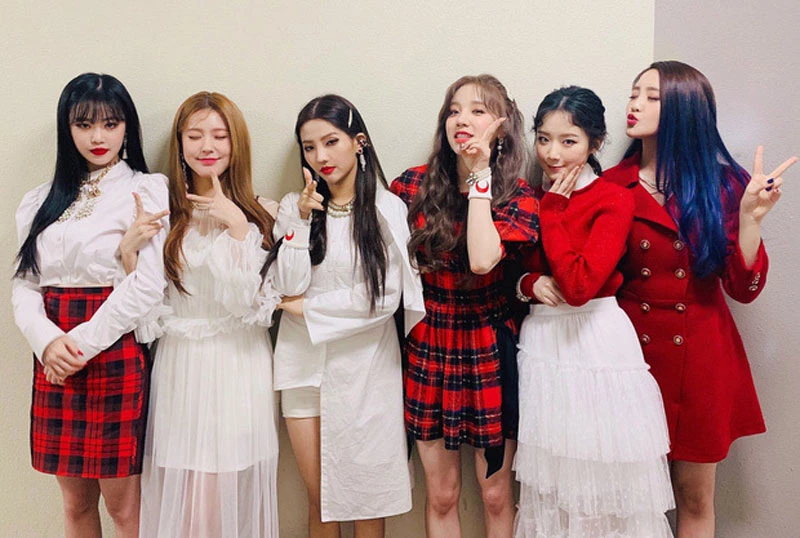 4. (G)I-DLE. 