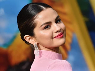 Selena Gomez tiết lộ khó khăn trong quá trình chăm sóc sức khỏe tâm thần