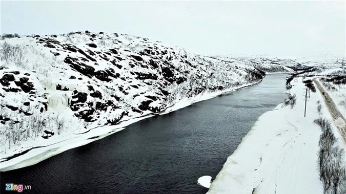 Khám phá ngôi làng phủ đầy tuyết trắng ở vùng Bắc Cực