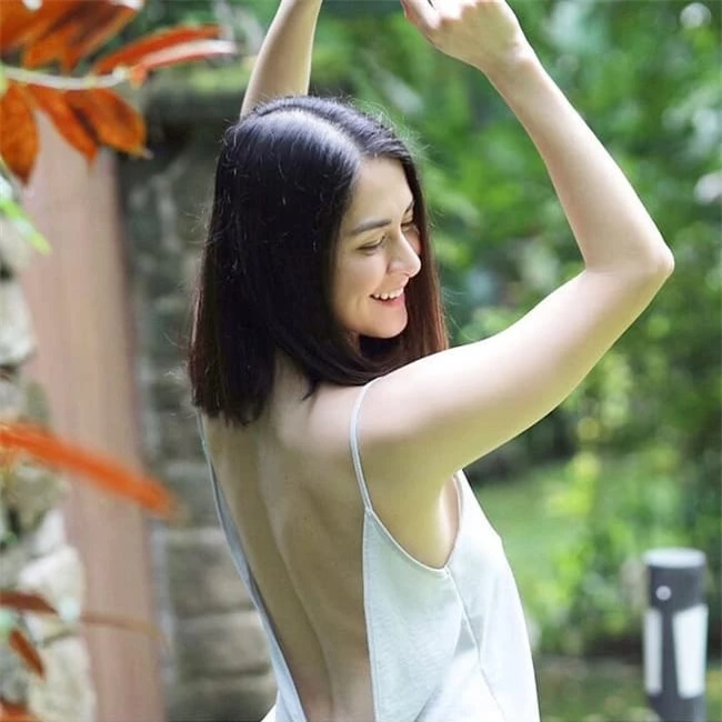 Marian Rivera khoe dáng mướt mắt hậu sinh 2 con đẹp như tạc tượng, nhìn cơ bụng mà 'choáng' 1