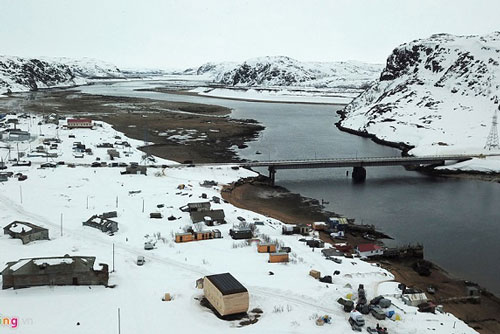 Khám phá ngôi làng phủ đầy tuyết trắng ở vùng Bắc Cực