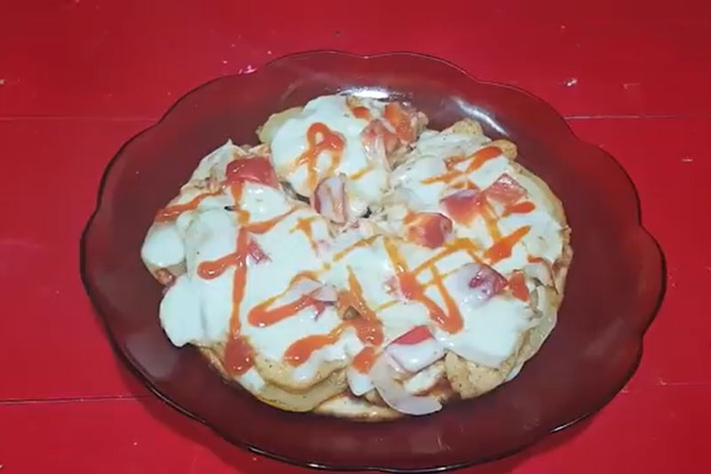 Hướng dẫn làm bánh pizza gà bằng chảo chống dính vừa đơn giản lại ngon