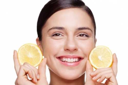 Chỉ cần dùng chanh theo cách này mụn đầu đen dù cứng đầu và nhiều đến mấy cũng sẽ biến mất sau 1 đêm