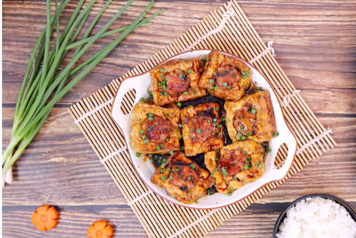 Cách làm đậu phụ nhồi thịt sốt tương đậm đà cho bữa tối thêm tròn vị