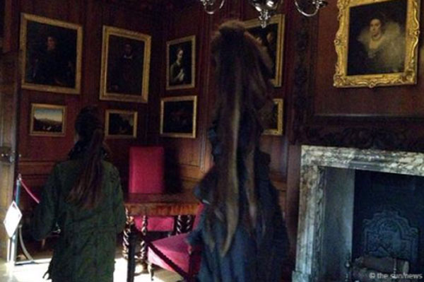 Gi&#x1EA3;i m&#xE3; b&#xED; &#x1EA9;n &#x111;&#x1EB1;ng sau c&#xE1;c b&#x1EE9;c &#x1EA3;nh ch&#x1EE5;p &#x111;&#x1B0;&#x1EE3;c &#x27;h&#x1ED3;n ma&#x27;