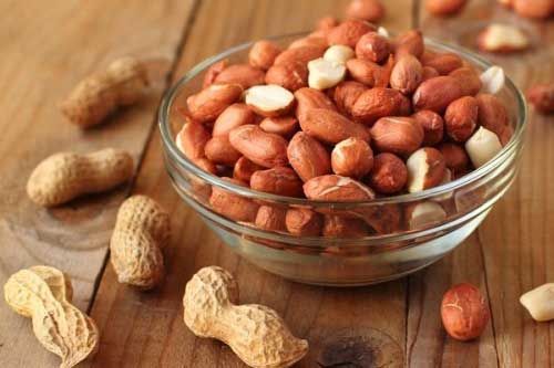 Lạc là thực phẩm giàu dinh dưỡng, nhưng ăn kiểu này dễ hại thân