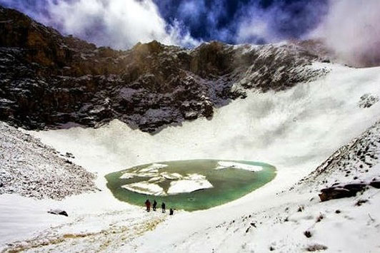 Lý giải về ngôi mộ chứa 800 bộ hài cốt ở độ cao 5029m