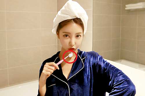 3 điều cấm kỵ trong nhà vệ sinh kẻo rước mầm bệnh vào cơ thể, nhất là điều thứ 2 nhiều người mắc