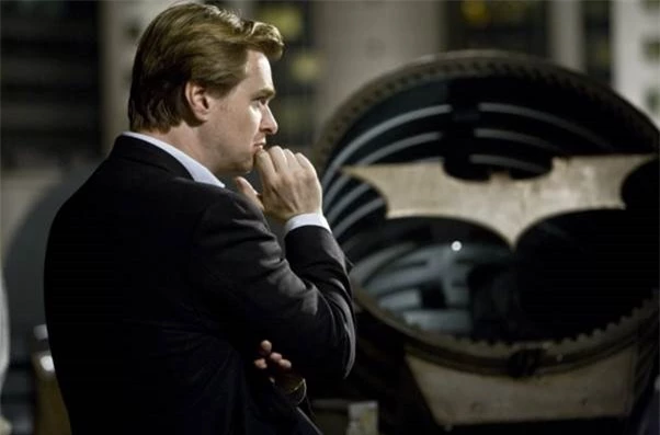 Christopher Nolan: Hiệp sĩ Hoàng gia, đạo diễn với bộ óc sáng tạo phi thường - Ảnh 1.