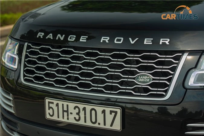 Lưới tản nhiệt của xe Range Rover Autobiography P400