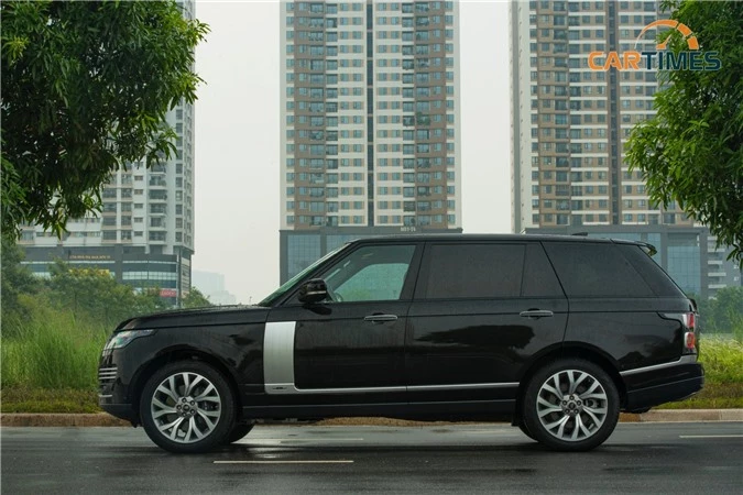 Thân xe Range Rover Autobiography P400