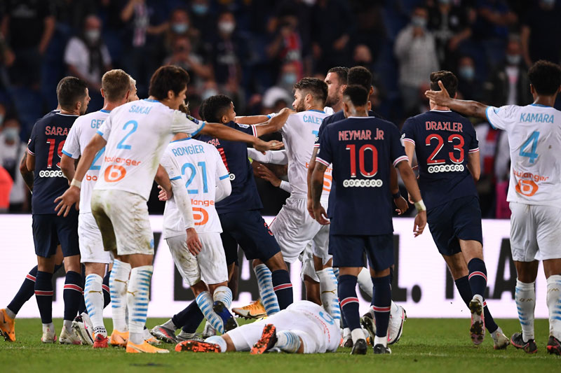 PSG 0-1 Marseille: Neymar tố đối thủ phân biệt chủng tộc, bị đuổi khỏi sân vì dùng bạo lực