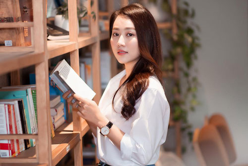 Huỳnh Hồng Loan nhớ những ngày gọi xe ôm đi làm và ở căn nhà thuê 30 m2