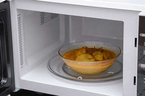 Những tuyệt chiêu đơn giản giúp hâm nóng thức ăn tiện lợi, nhanh chóng lại thơm ngon