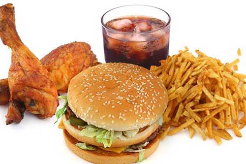 Những loại thực phẩm dễ khiến bé suy giảm khả năng ghi nhớ