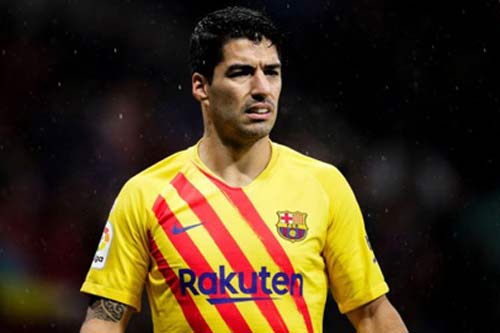 Barca chấp nhận trả một phần lương để "tống tiễn" Suarez sang Juventus