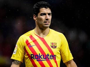 Barca chấp nhận trả một phần lương để "tống tiễn" Suarez sang Juventus