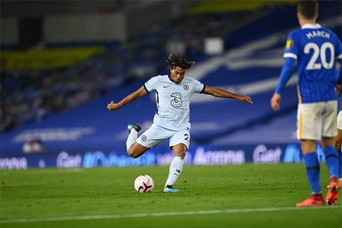 Nhưng Chelsea đã có 2 bàn thắng nữa nhờ công của hậu vệ phải Reece James...