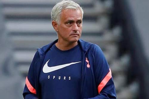 Mourinho lọt top 4 HLV có nguy cơ bị sa thải cao nhất Premier League