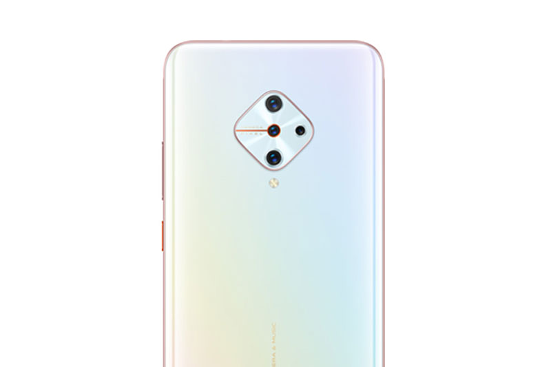 Smartphone 4 camera sau, RAM 4 GB, pin 4.500 mAh, giá hơn 5 triệu