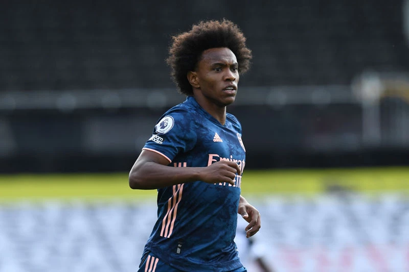 10. Willian (Arsenal, mức lương 220.000 bảng/tuần).