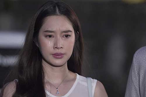 Nấu món nào mẹ chồng cũng chê hoang phí, tôi tức quá mang ra bát muối rang kèm lời tuyên bố khiến bà "tím mặt"