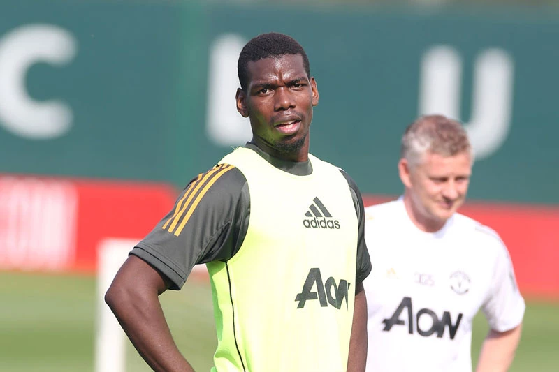 7. Paul Pogba (M.U, mức lương 290.000 bảng/tuần). 