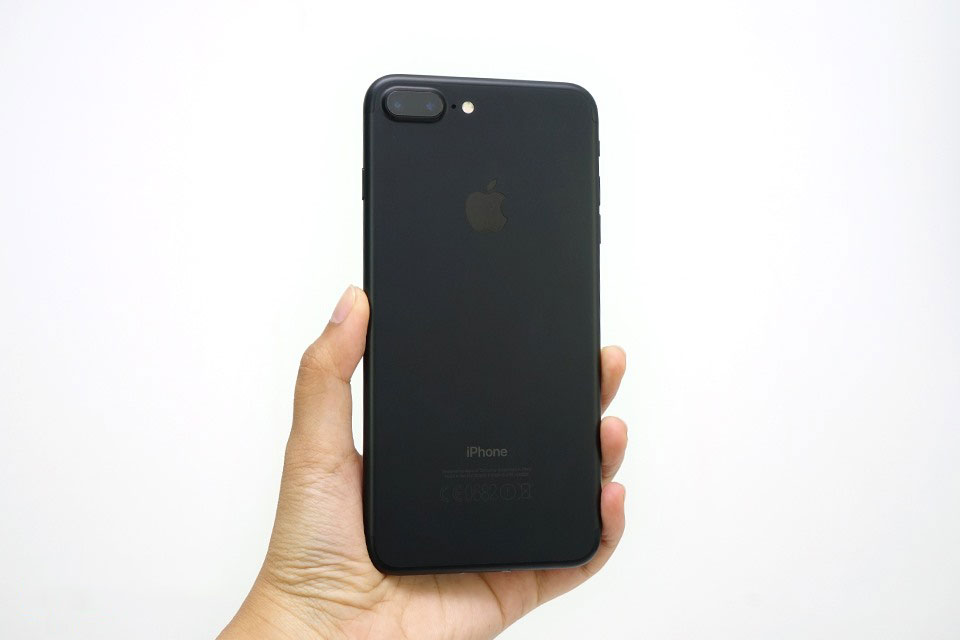 iPhone 7 Plus cũ giá 4 triệu tại Việt Nam