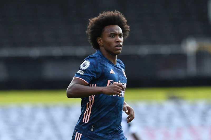 Tiền vệ trái: Willian (Arsenal).