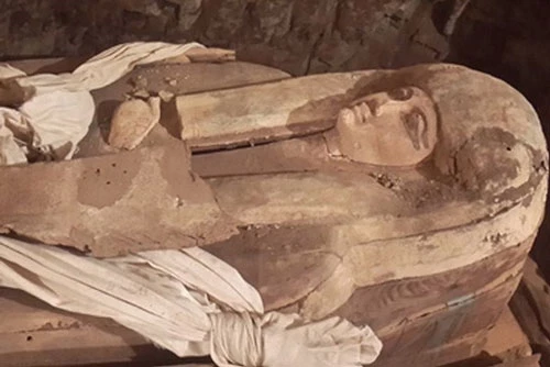 Lăng mộ của một nữ ca sĩ hoàng gia thời Pharaoh tại di chỉ khảo cổ Saqqara. (Nguồn: Ahram Online)