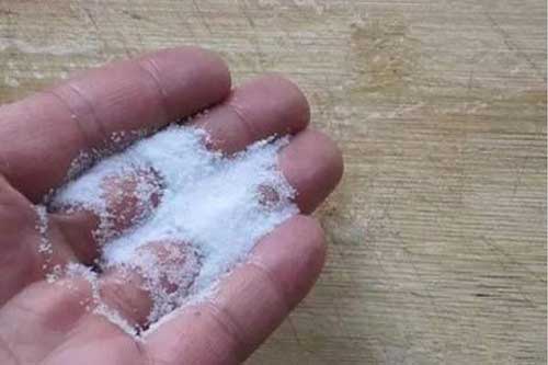 Tuyệt chiêu giúp sàn nhà sạch bóng tinh tươm, không dùng hóa chất