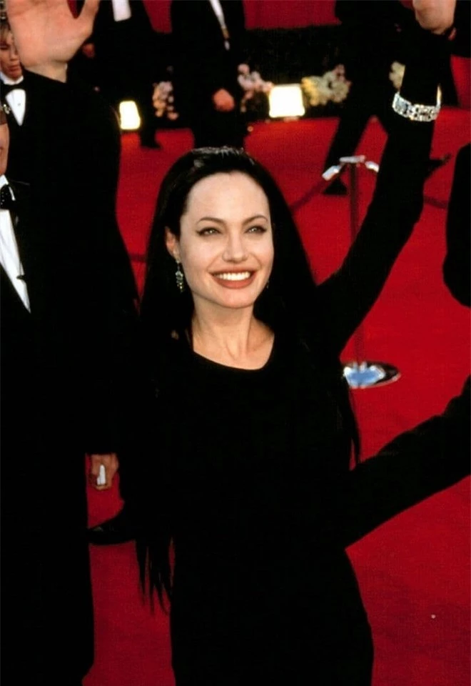 phong cách của Angelina Jolie 0