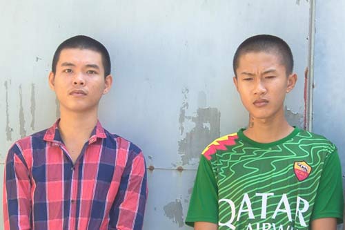 Rủ nhau mang dao đi chém người cướp xe máy bán lấy tiền ăn nhậu ở Đồng Tháp