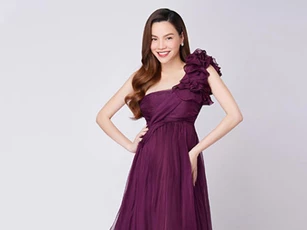 Hồ Ngọc Hà diện váy bầu tới viện thẩm mỹ