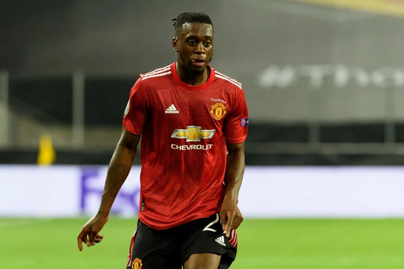 5. Aaron Wan-Bissaka (mua từ Crystal Palace, 2019, 50 triệu bảng).